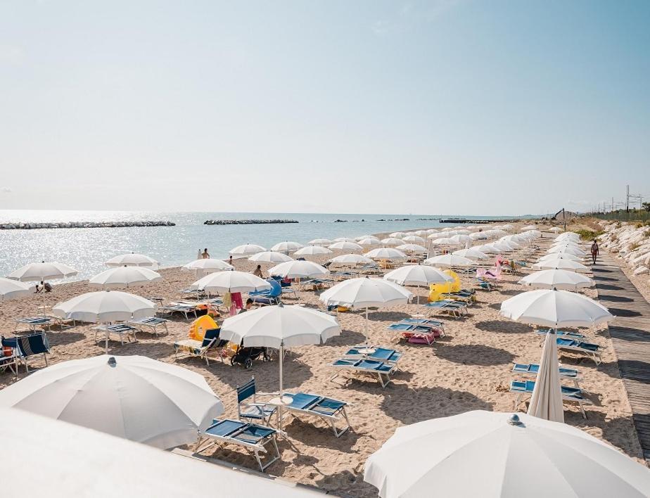Natural Village Resort Porto Potenza Picena Exterior photo